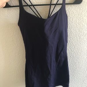 Lululemon purple tank top size 6